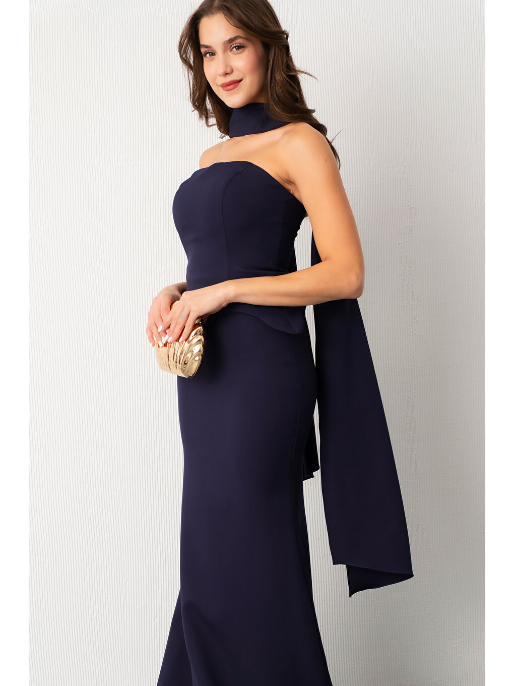 Kadın Lacivert Şal Yaka Straplez Söz Nişan Balık Abiye Elbise-2