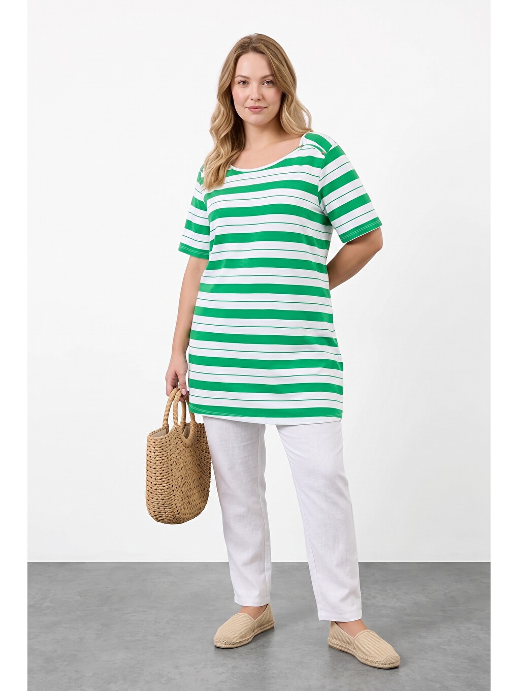 Yeşil Çizgili Omuz Detaylı Tunik T-shirt