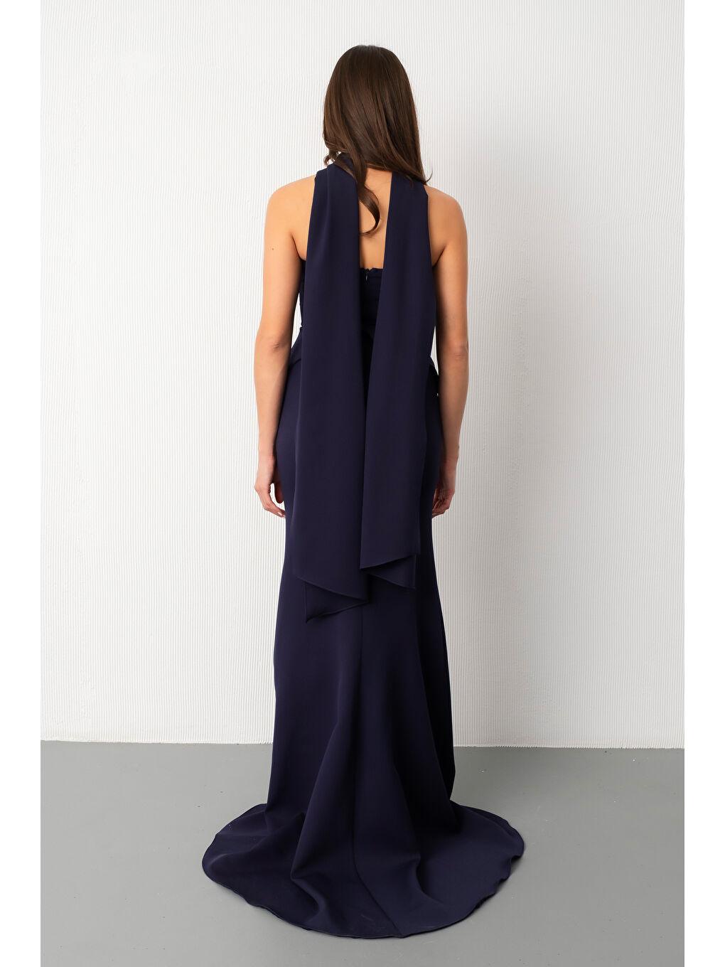 Kadın Lacivert Şal Yaka Straplez Söz Nişan Balık Abiye Elbise-5