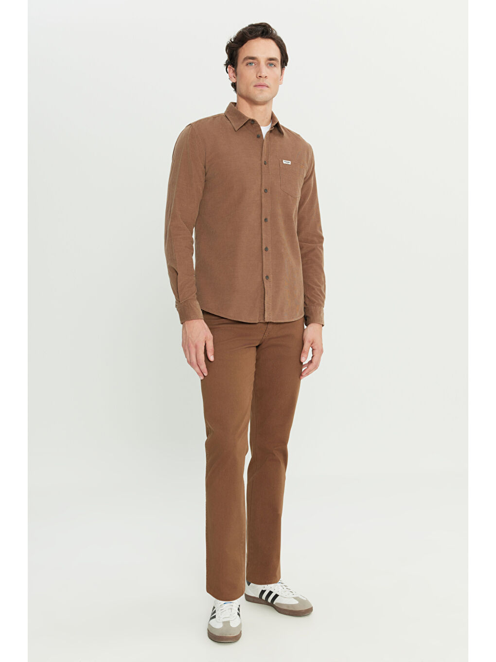 Kahverengi Regular Fit Normal Kesim Cep Detaylı Deve Tüyü Rengi Kadife Gömlek-2