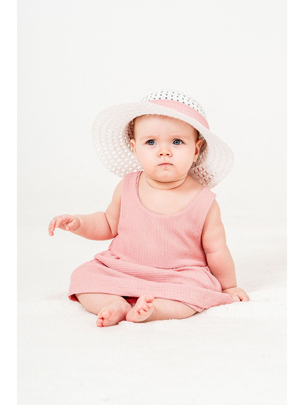 Pembe Tatlı Fitilli Şapkalı Fiyonklu Kız Bebek Elbisesi-1
