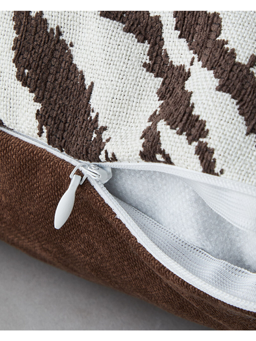 Kahverengi Zebra Dekoratif Kırlent 45x45 cm Kahve-1