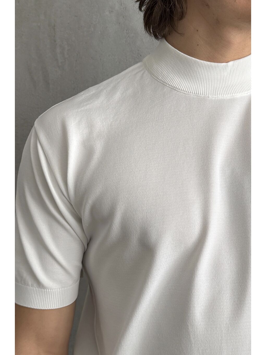 Beyaz Erkek Oversize Yarım Balıkçı Triko T-shirt-3