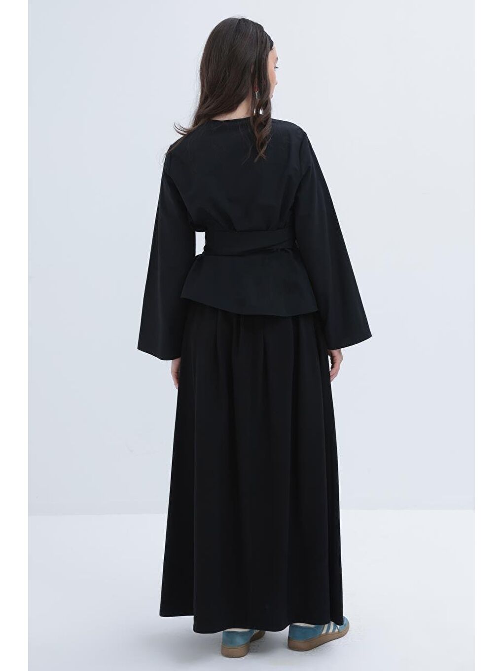 Siyah-Geniş Kollu Kuşaklı Gömlek-3