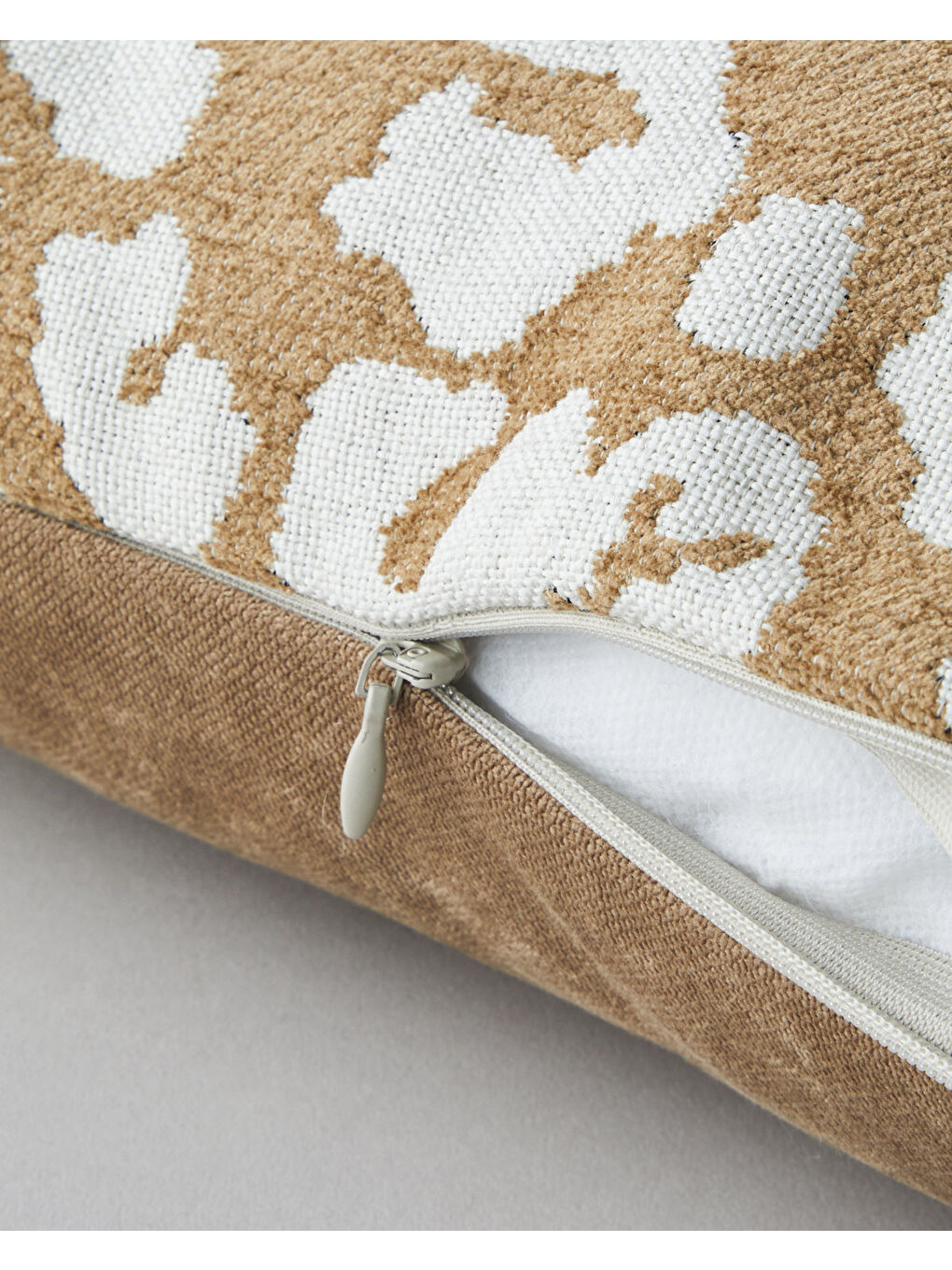 Leopura Dekoratif Kırlent 45x45 cm Açık Kahverengi-1