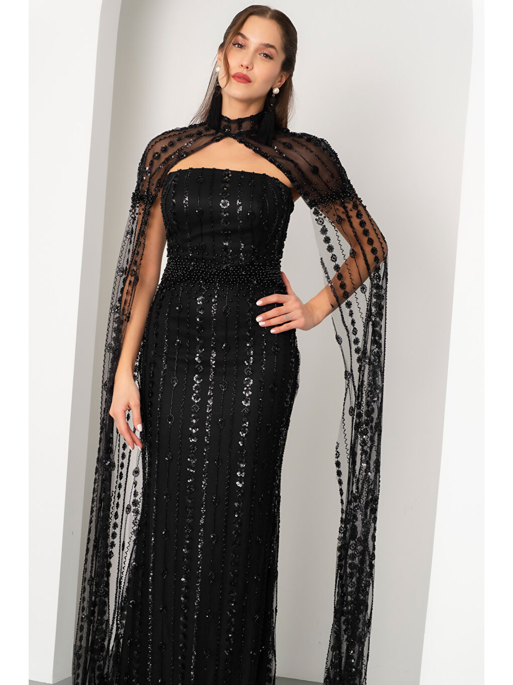 Kadın Siyah Şallı Uzun Kol Dik Yaka Boncuklu Uzun Abiye Elbise-2