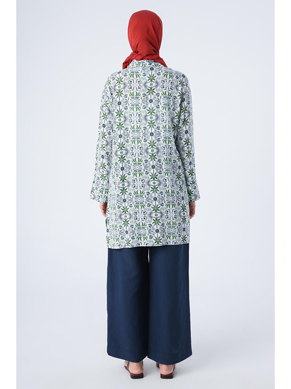 Lacivert Beyaz-İndigo Desenli Gizli Patlı Yırtmaçlı Viskon Keten Gömlek Tunik-3