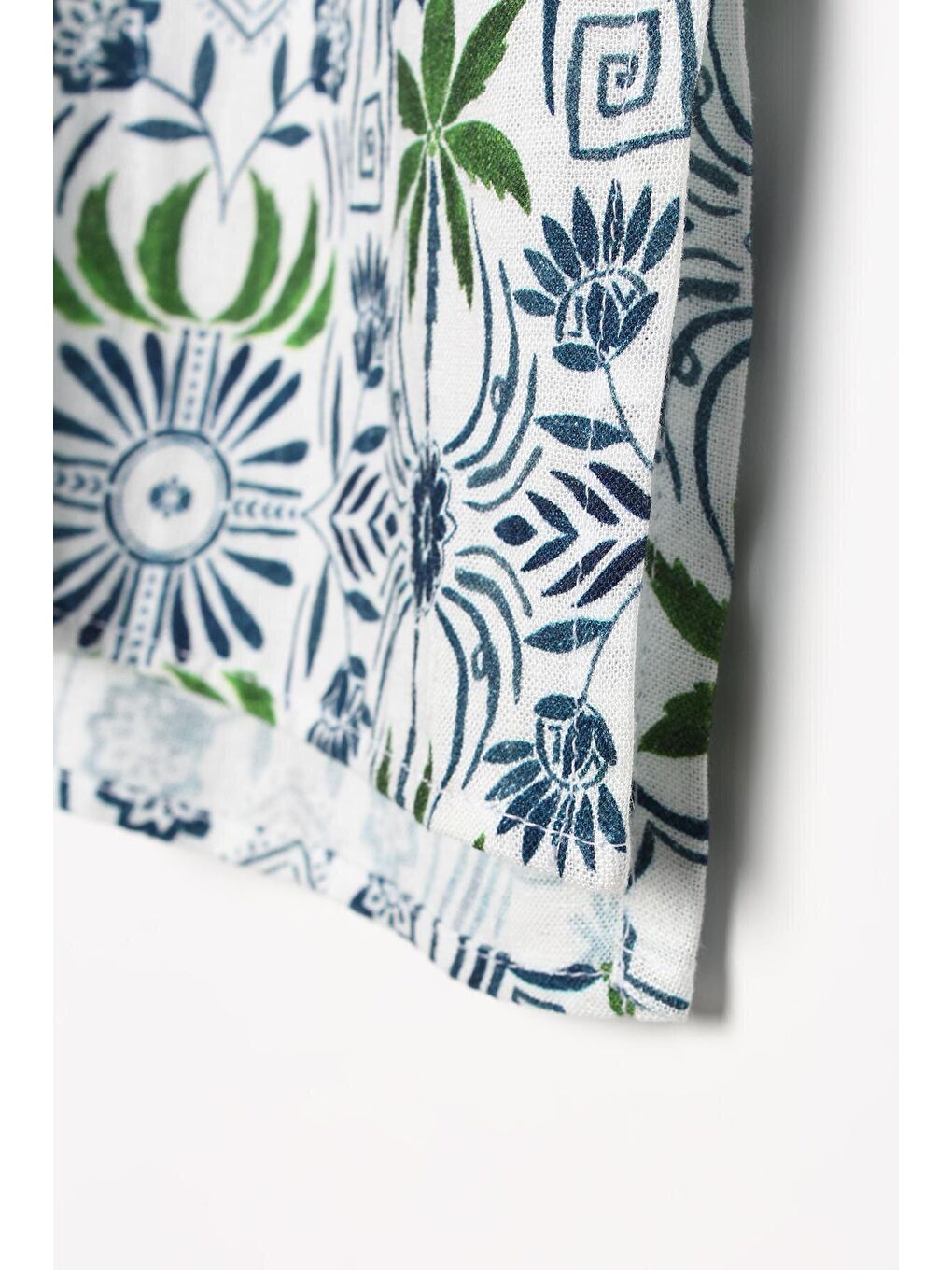 Lacivert Beyaz-İndigo Desenli Gizli Patlı Yırtmaçlı Viskon Keten Gömlek Tunik-4