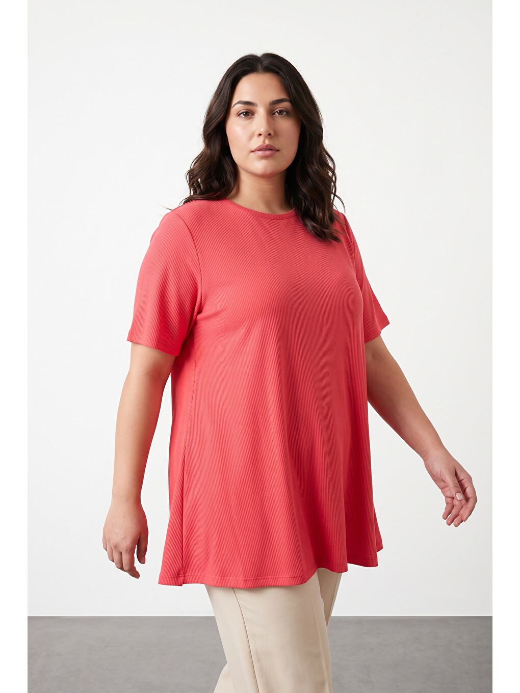 Kırmızı Fitilli Kumaş Eteği Bollaşan T-shirt-4