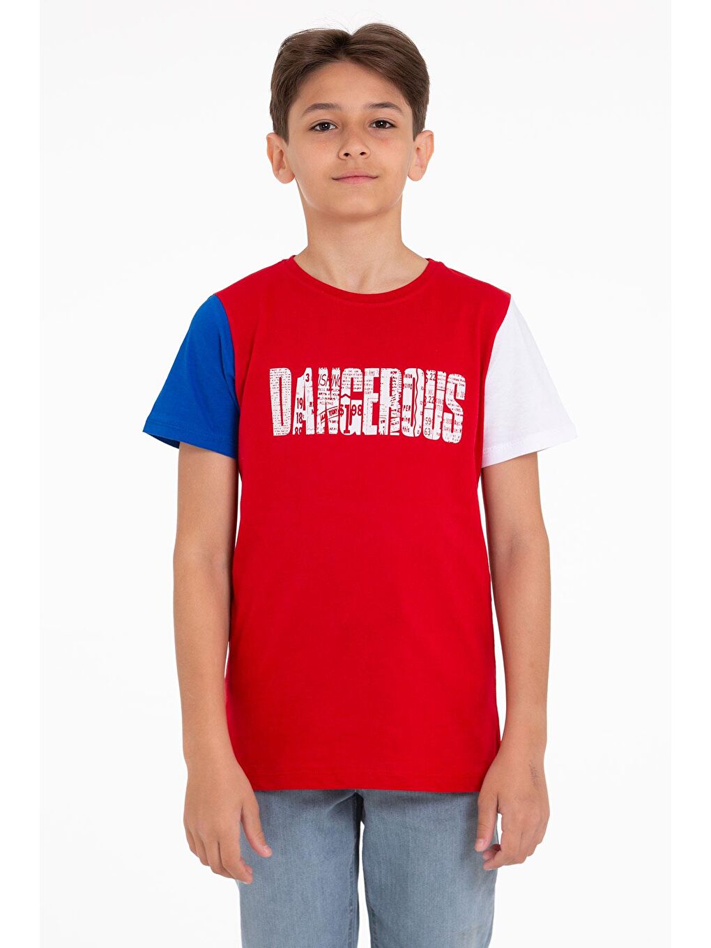 Kısa Kol Kırmızı Renk Erkek Çocuk Tshirt