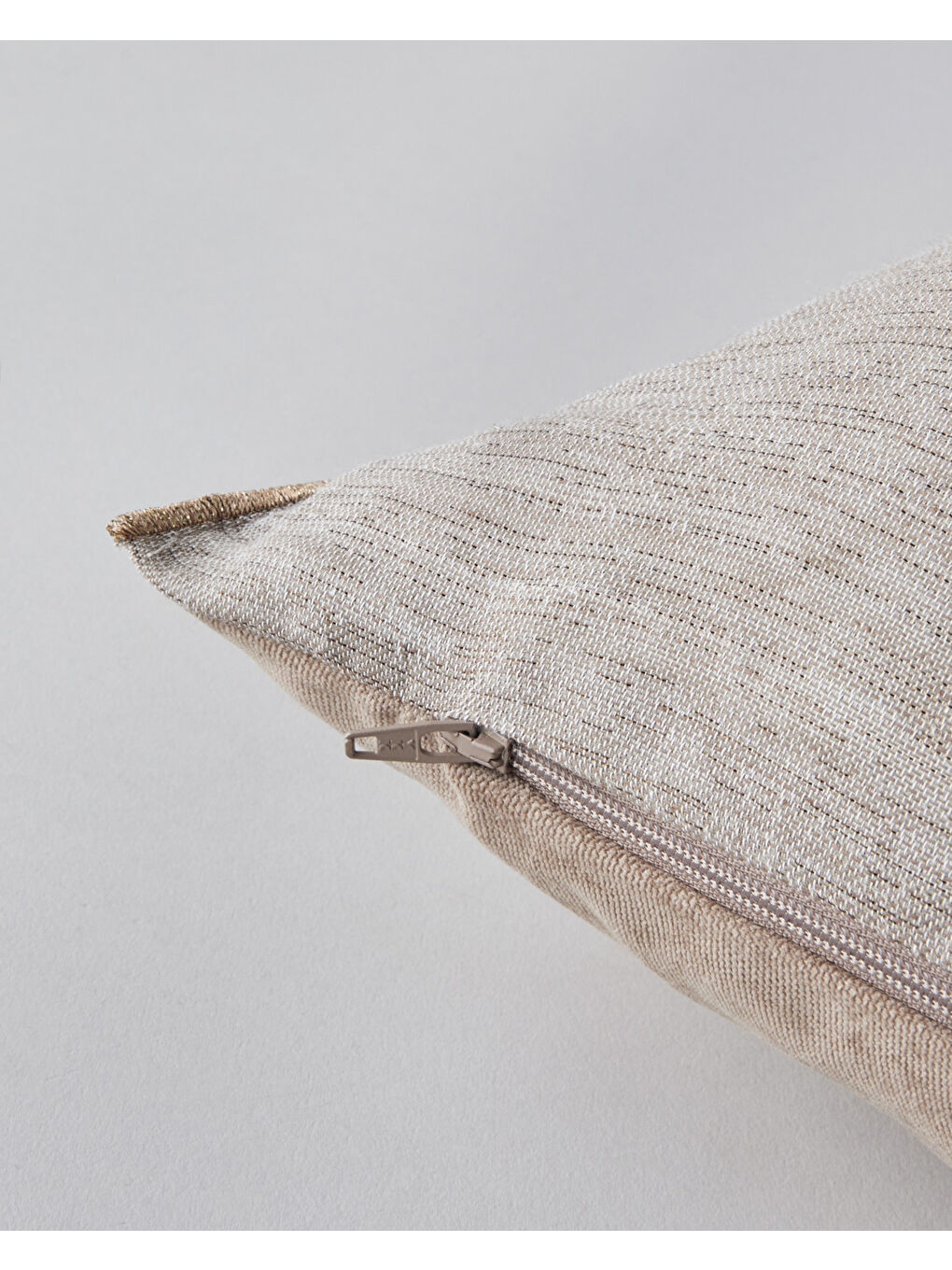 Sarı Ellie Dekoratif Kırlent Kılıfı 45x45 cm Bronz-1