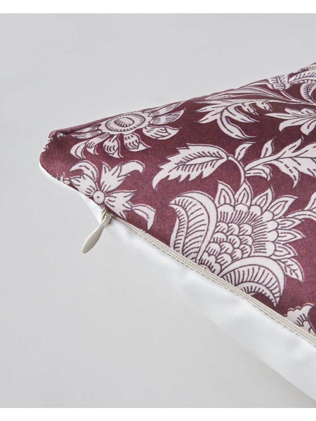 Canopy Kırlent Kılıfı 45x45 cm Bordo-1