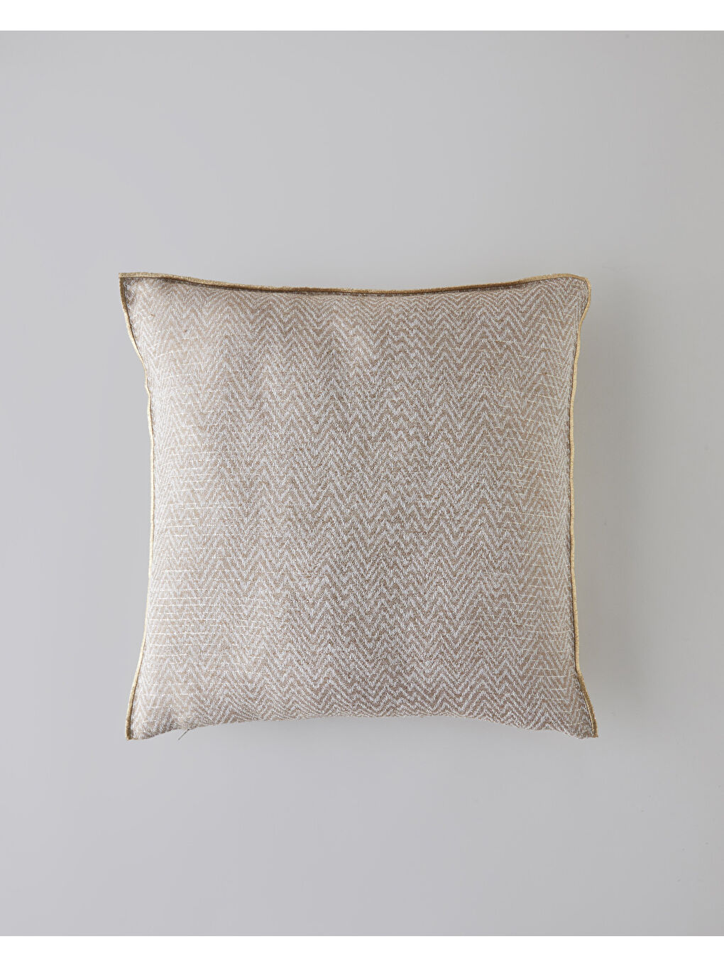 Sarı Aurelie Dekoratif Kırlent 45x45 cm Bronz