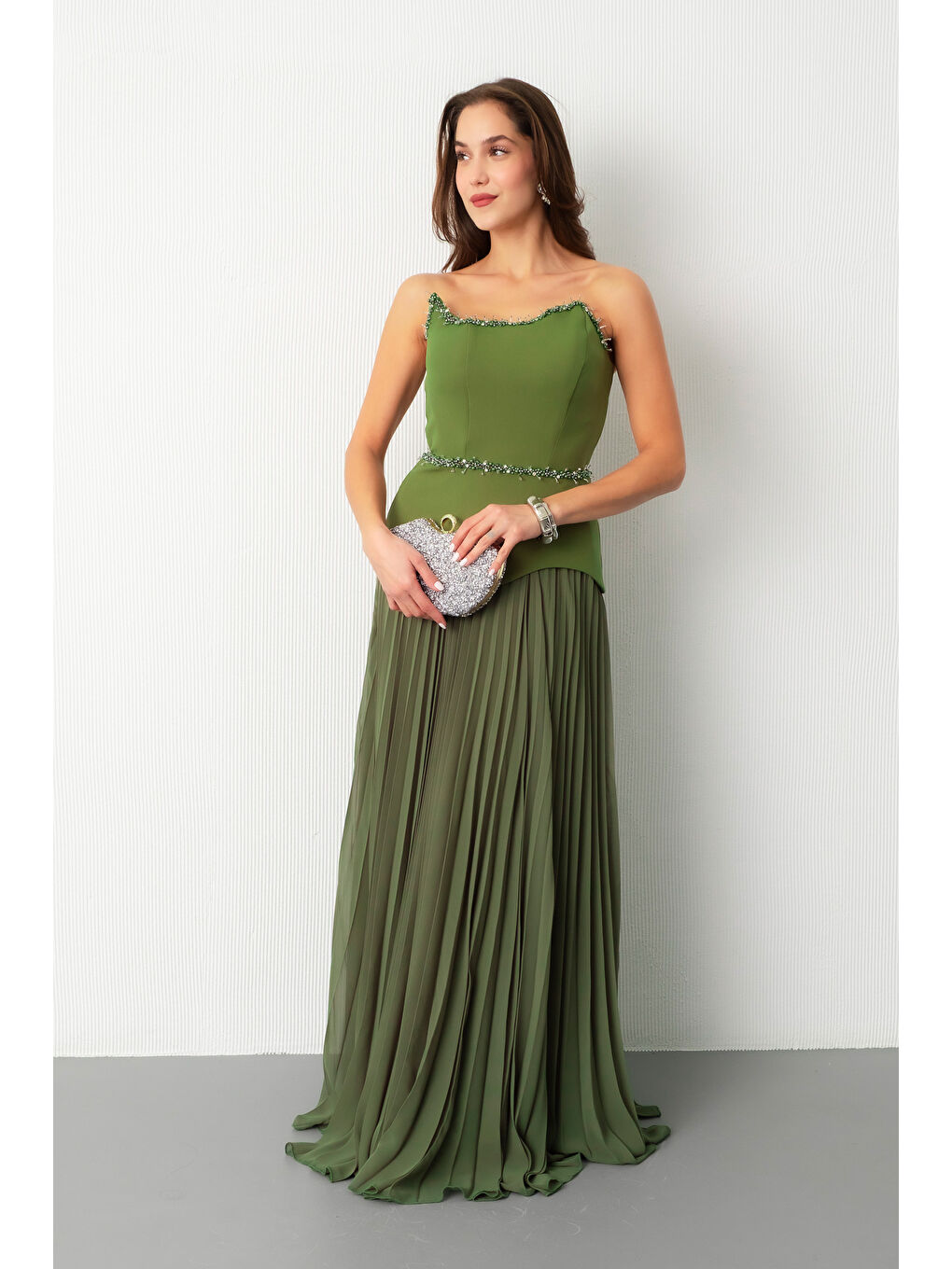 Kadın Haki Straplez Yaka Taşlı Piliseli Uzun Abiye Elbise-1