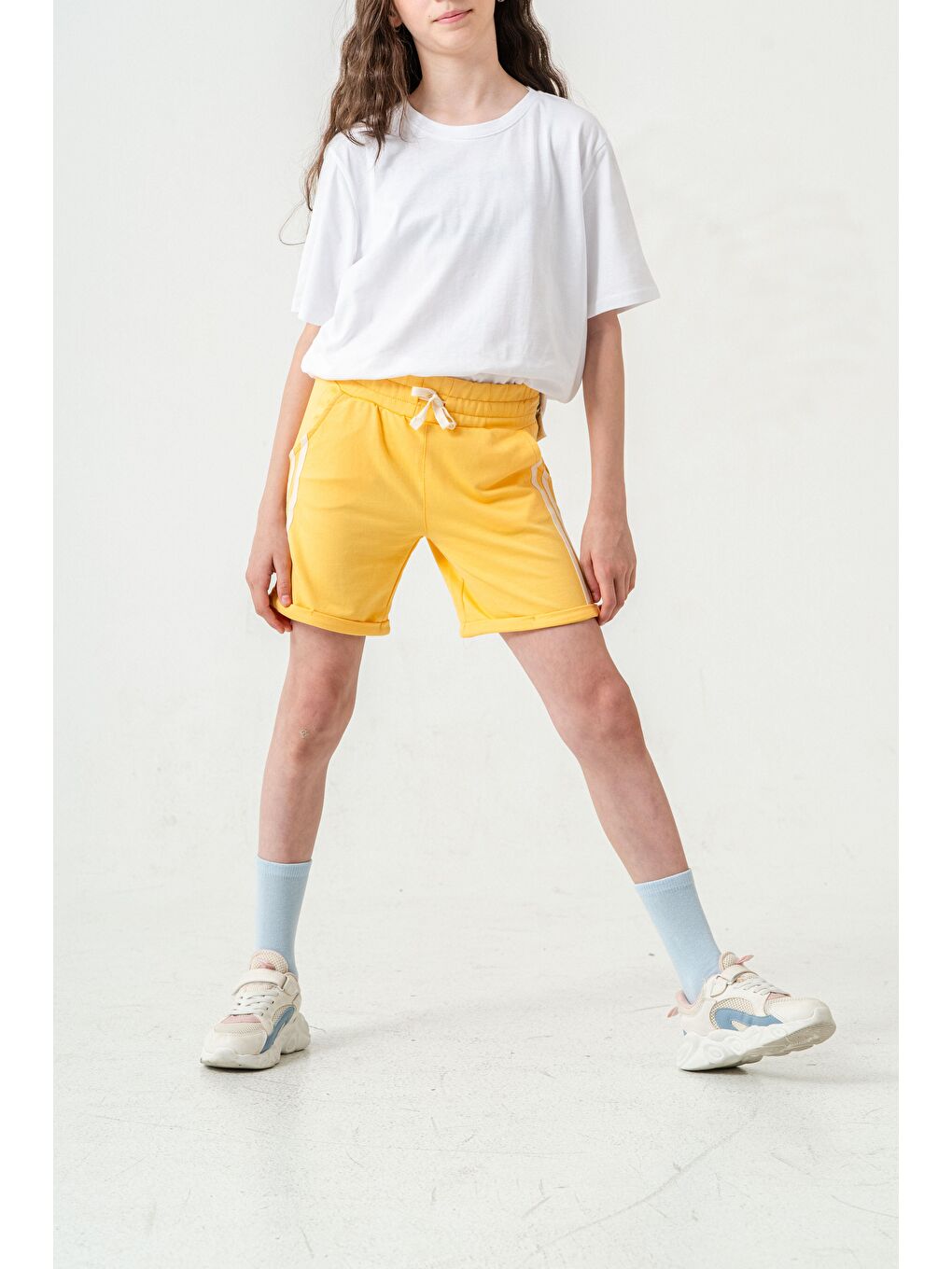 Sarı Duble Paçalı Yanları Şeritli Kız Çocuk Şort-8