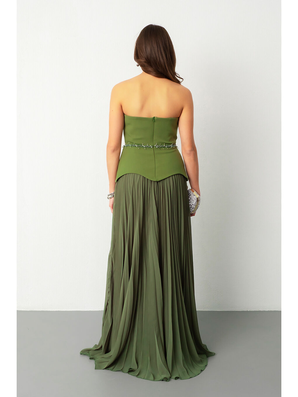 Kadın Haki Straplez Yaka Taşlı Piliseli Uzun Abiye Elbise-5