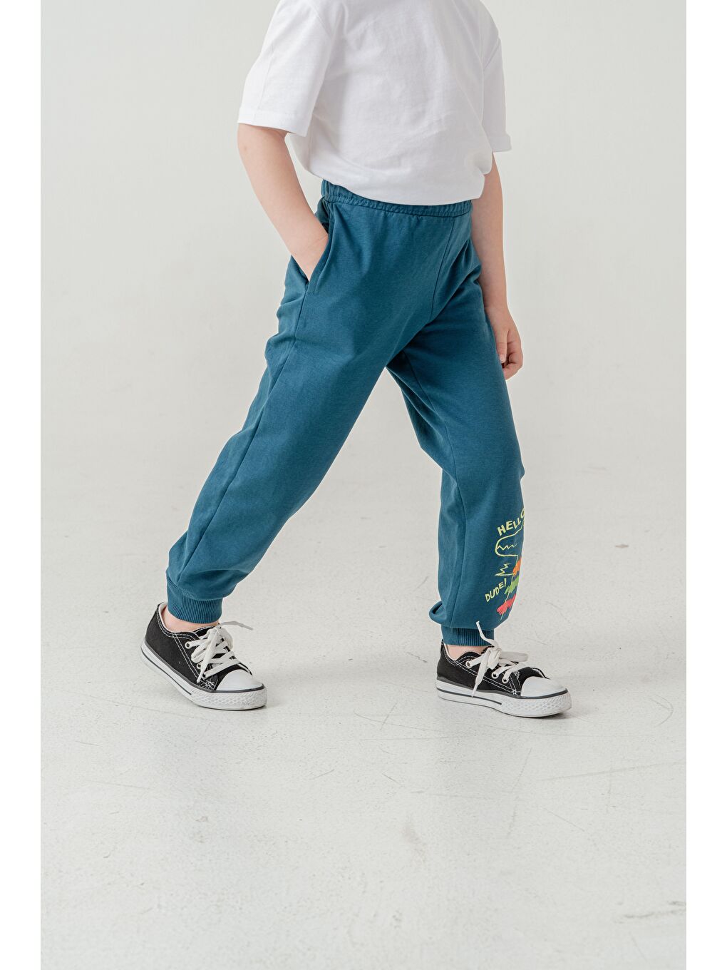 Yeşil Sol Alt Paça Baskılı Lazer Kesim Paça Ribalı Erkek Çocuk Eşofman Alt-2