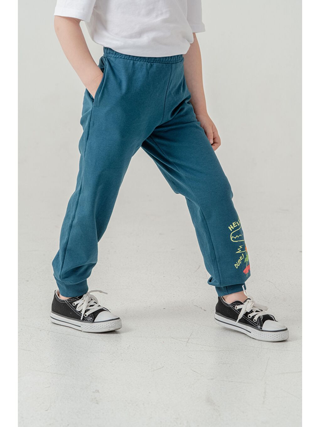 Yeşil Sol Alt Paça Baskılı Lazer Kesim Paça Ribalı Erkek Çocuk Eşofman Alt-4