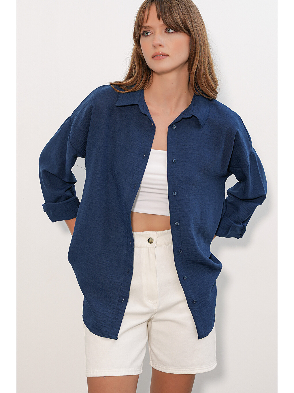 Kadın Oversize Keten Gömlek 20338 - Lacivert-2