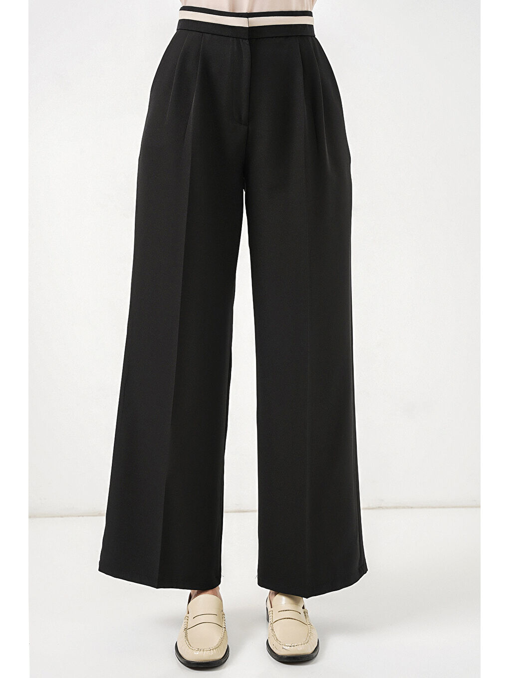 Kadın Geniş Paça Kumaş Pantolon 30088 - Siyah-1