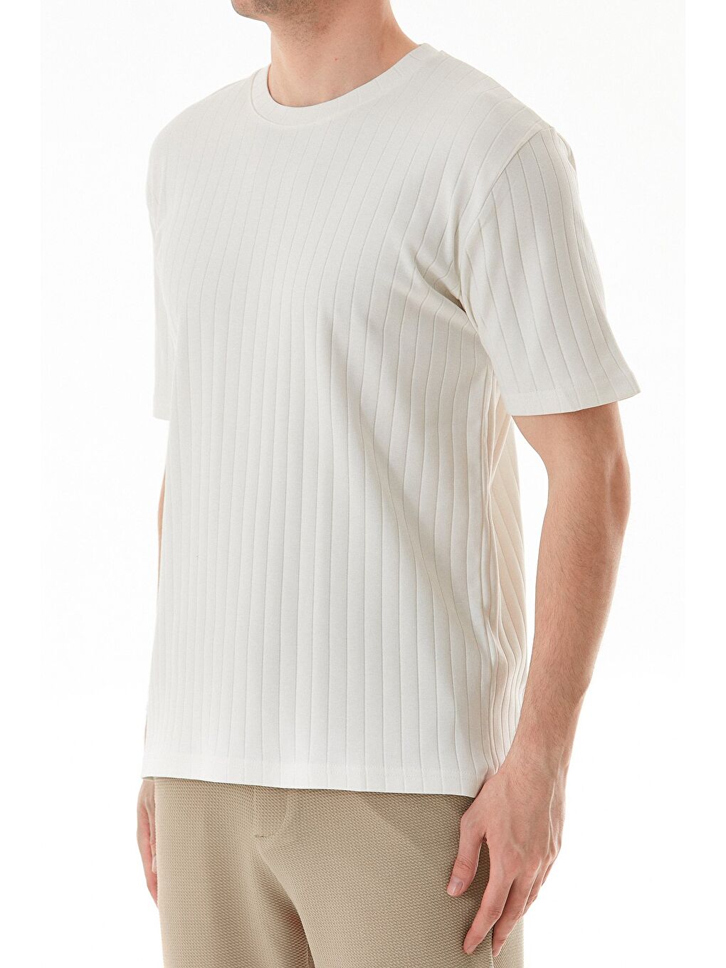 Ekru Şeritli Bisiklet Yaka Tişört-4