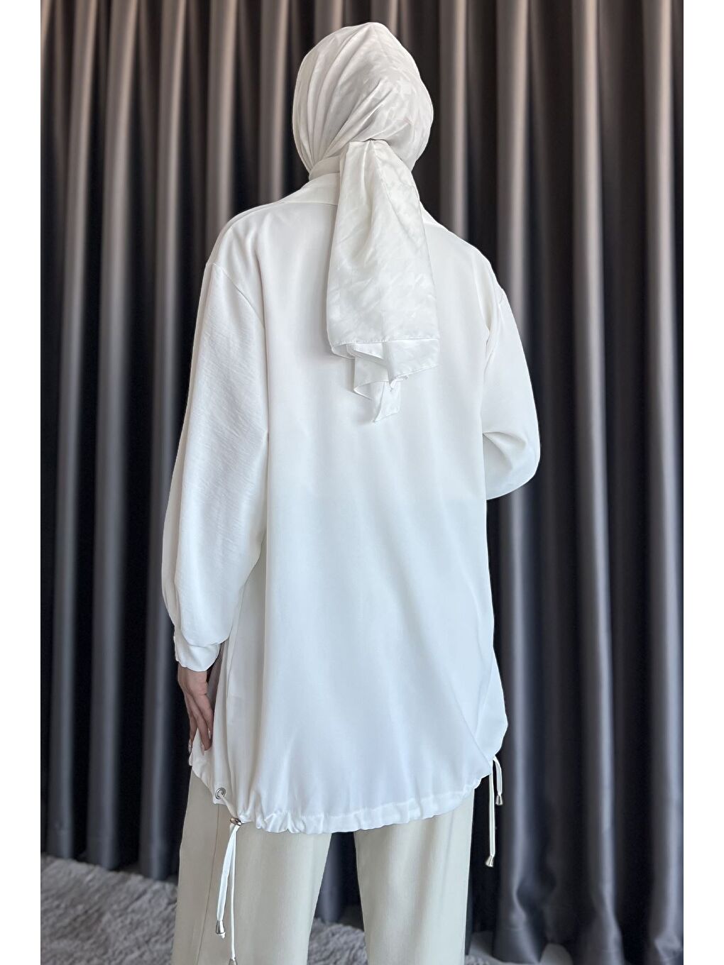 Ekru Yaka Bağcıklı Kol Apoletli Tesettür Kap-4