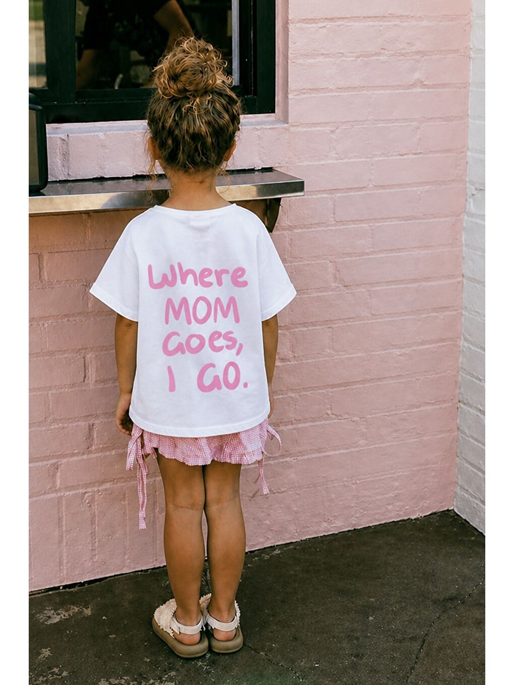 Pembe Unisex Çocuk Pamuklu Bisiklet Yaka Sırtı Baskılı T-Shirt