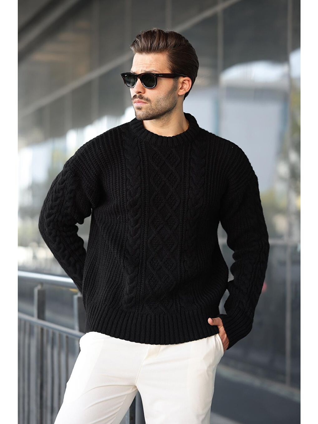 Siyah Örgü Desenli Triko Erkek Kazak E7425