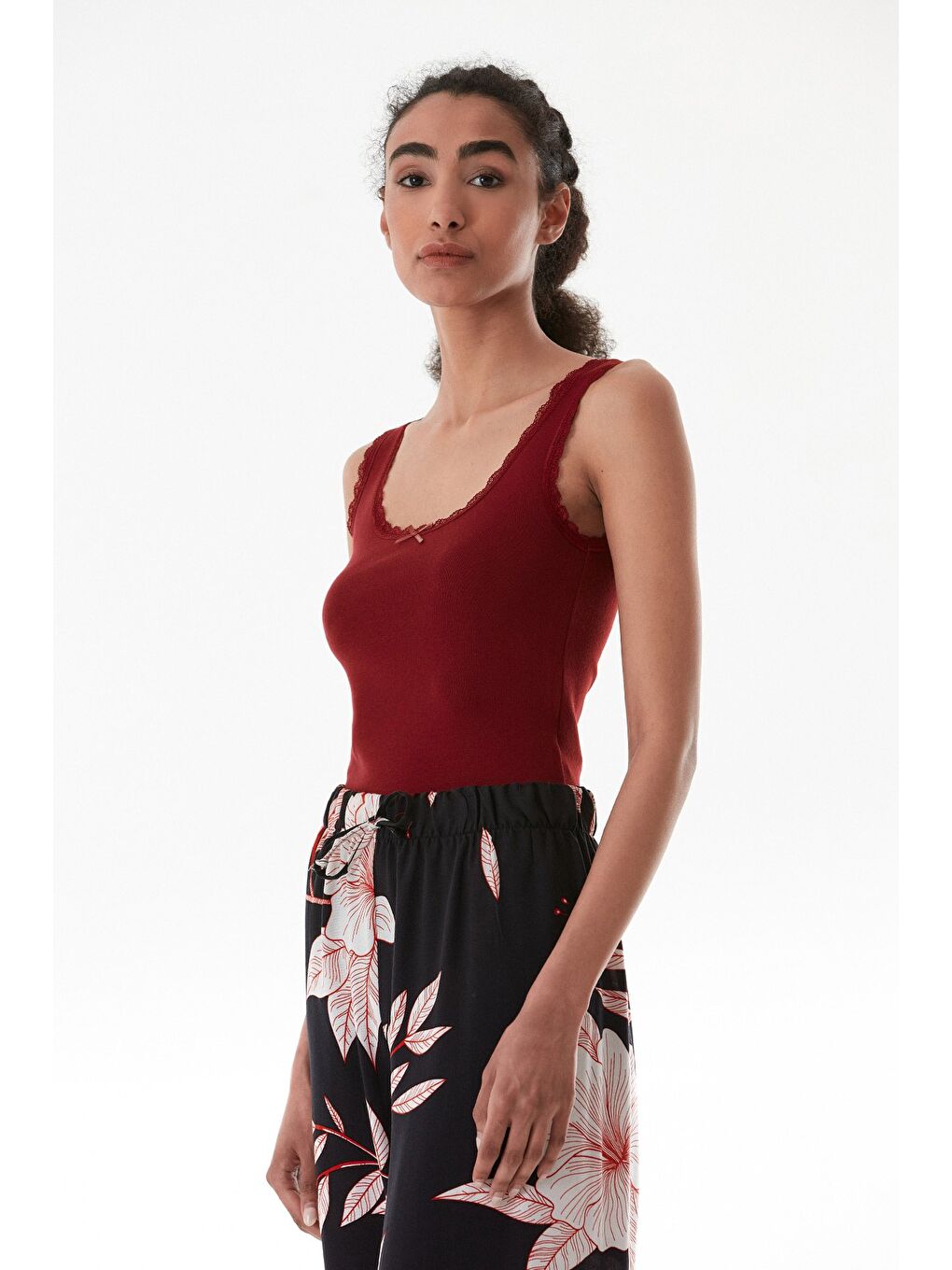 Bordo Basic Dantelli Askılı Body