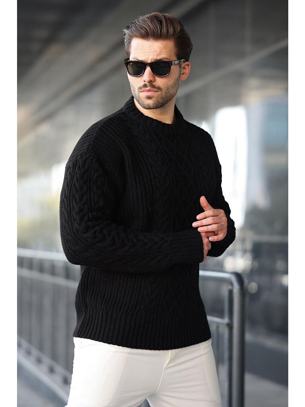 Siyah Örgü Desenli Triko Erkek Kazak E7425-3