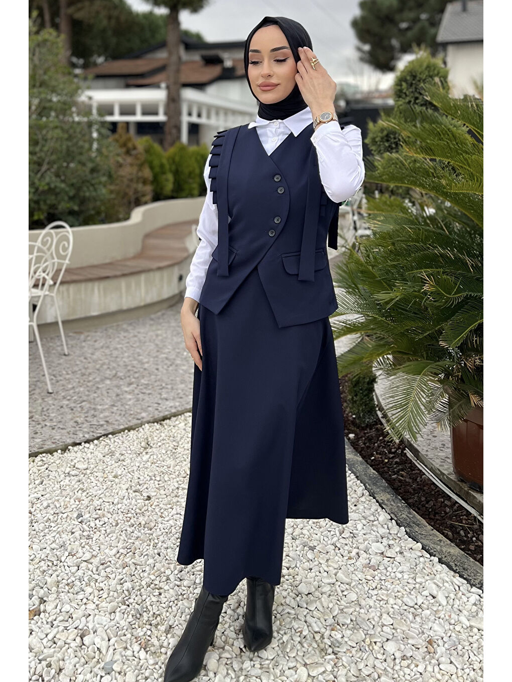 Lacivert Kadın Omuz Fırfırlı Yelek Etek Tesettür İkili Takım-2