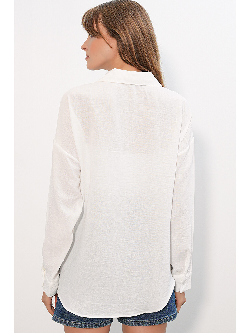 Kadın Oversize Keten Gömlek 20338 - B.Beyaz-6