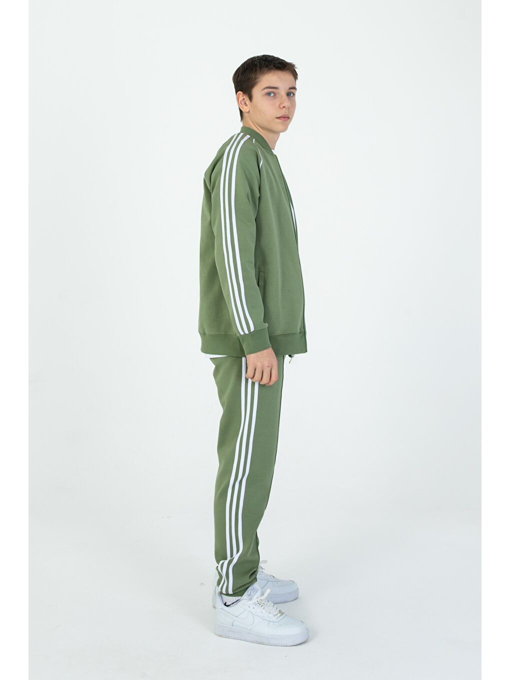 Haki Kol Şerit Detaylı Fermuarlı Cift Cepli 3'Lü Eşofman Takım-1