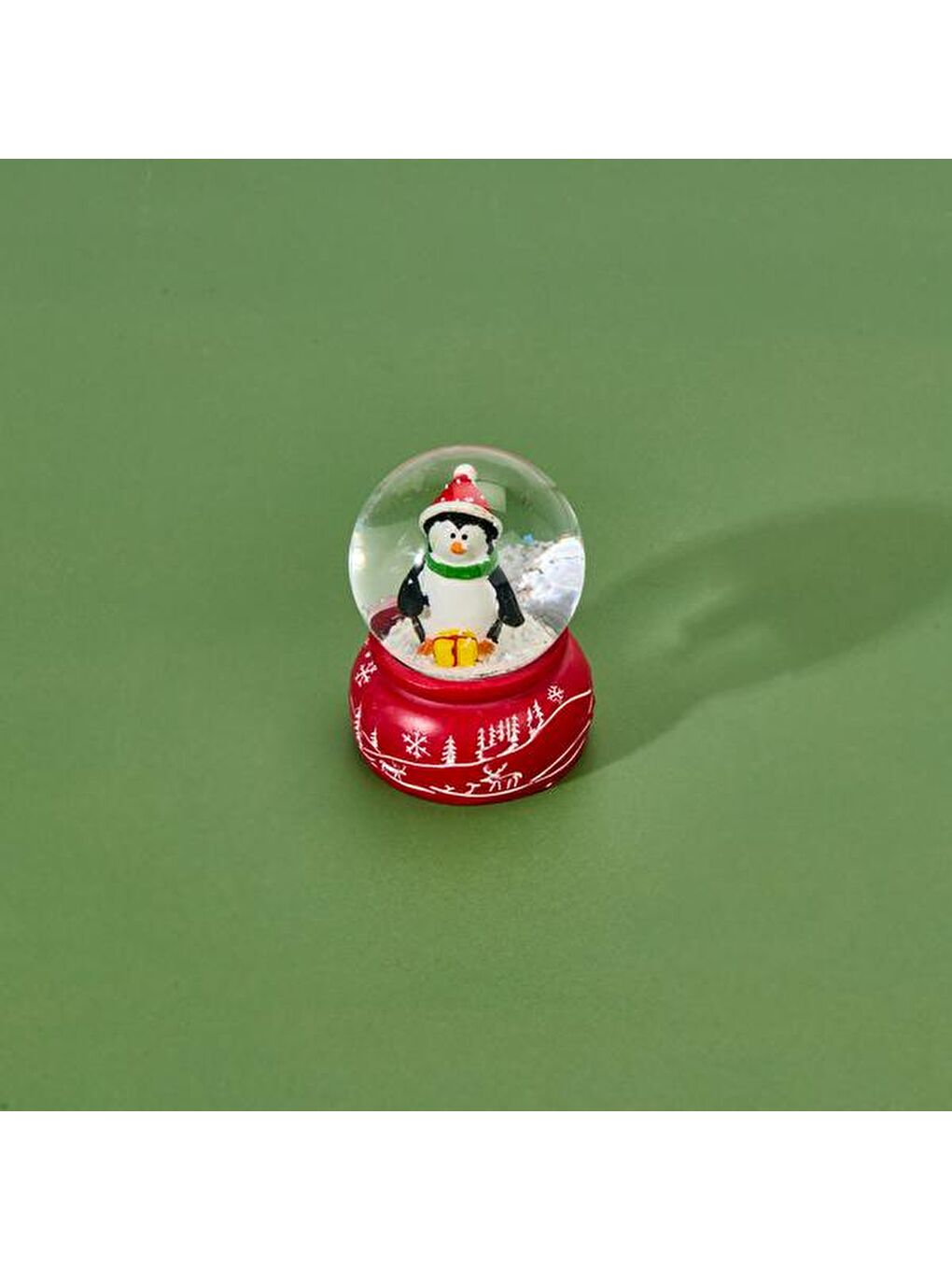 Evidea Karişik Deco Penguen Figürlü Kar Küresi - Renkli - 6x8 cm - 2