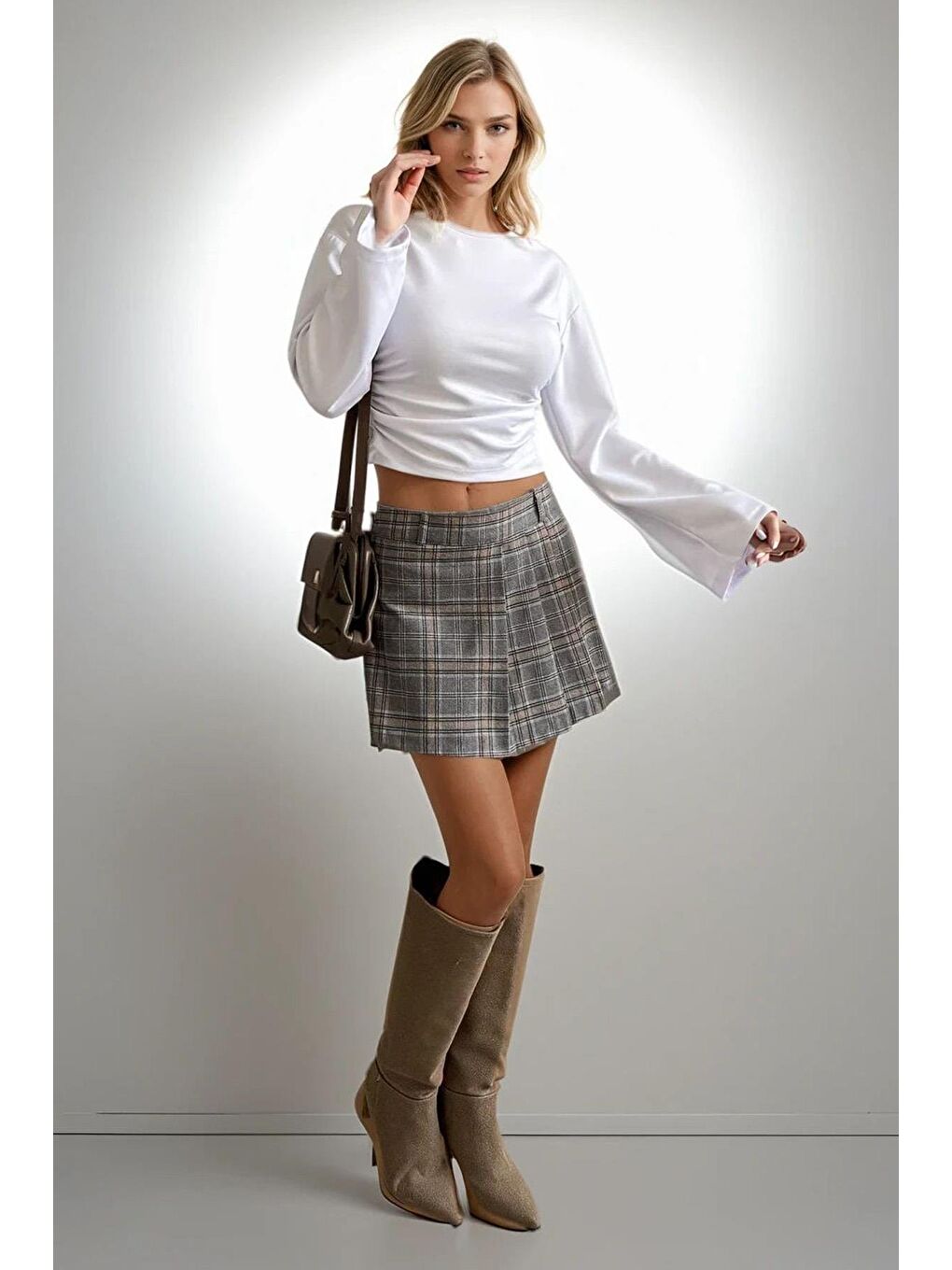 Gri %100 Pamuklu Ekose Desen Pileli Mini Şort Etek Mg2629