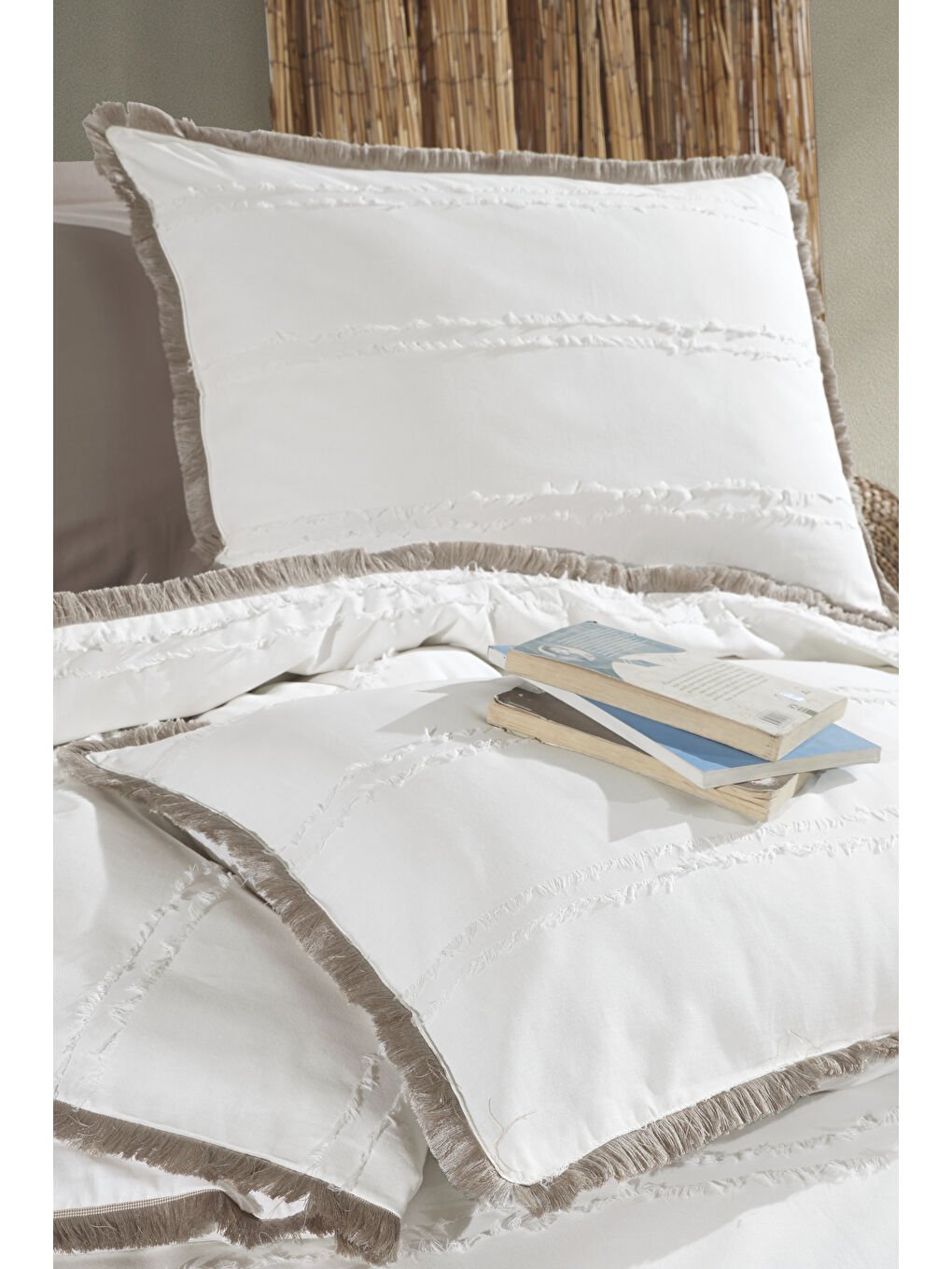 Ekru %100 Pamuk Çift Kişilik Püsküllü Nevresim Seti Bonami ekru-2