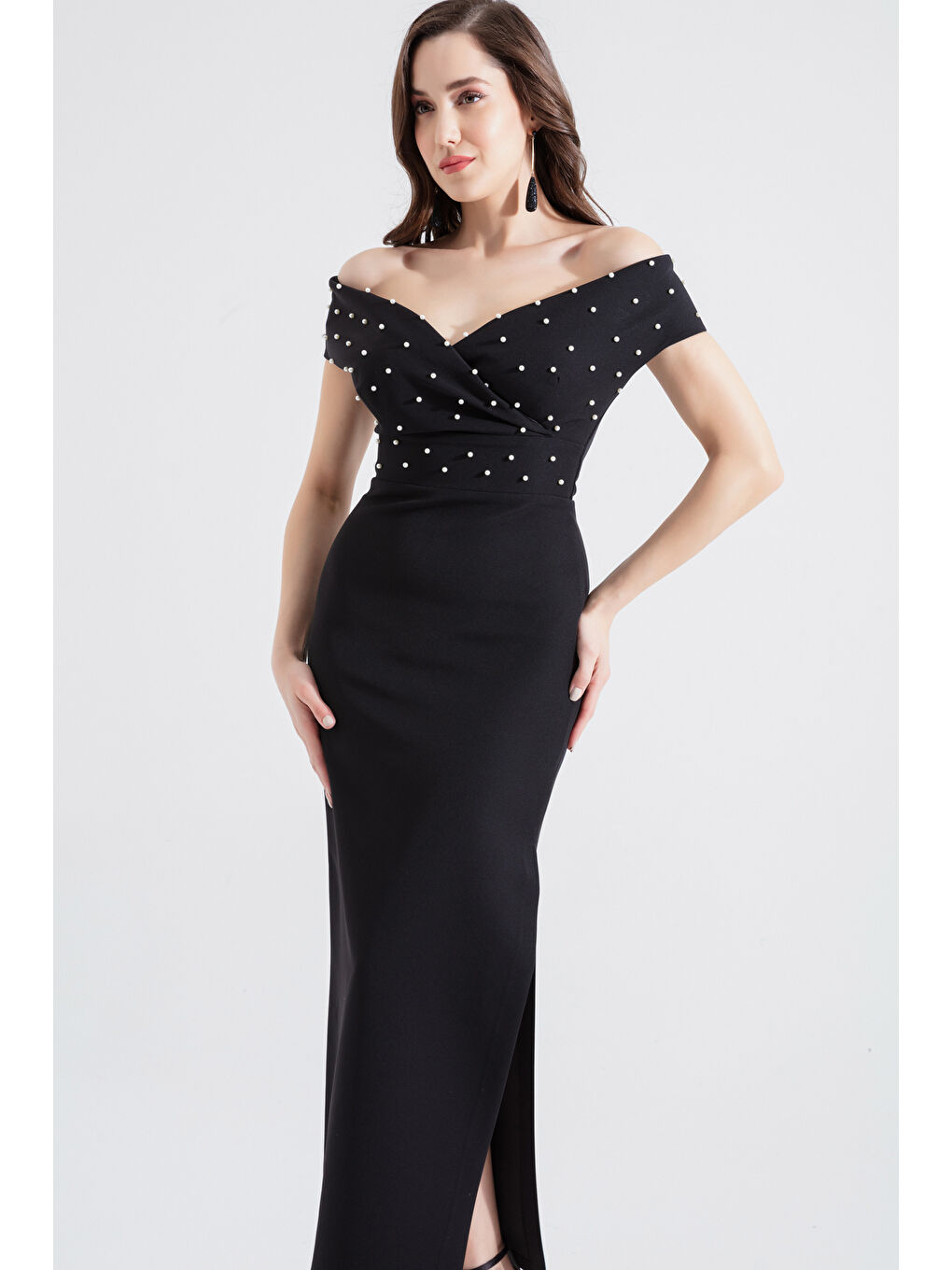 Kadın Siyah Kruvaze Yaka İncili Midi Abiye Elbise-2