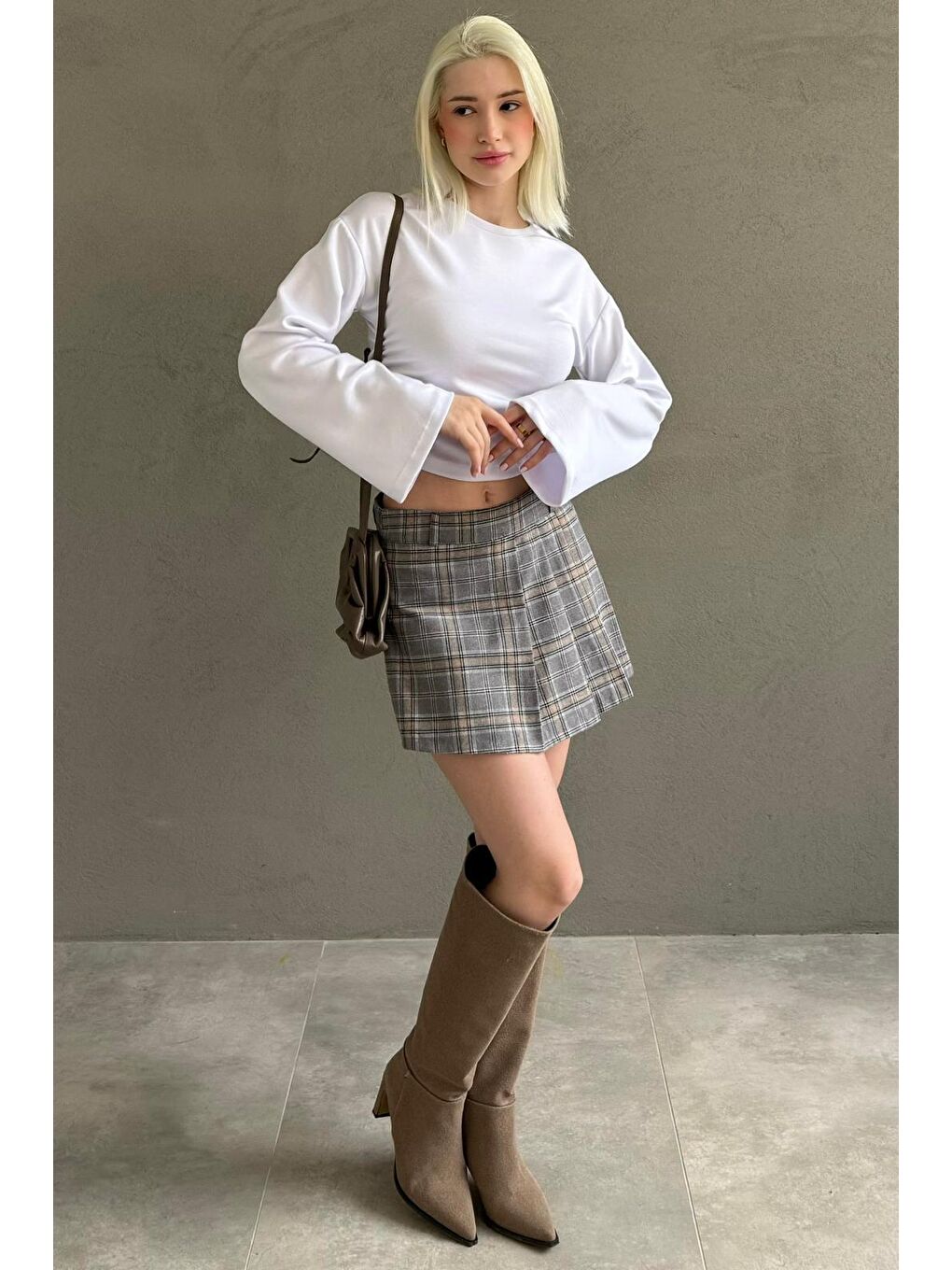 Gri %100 Pamuklu Ekose Desen Pileli Mini Şort Etek Mg2629-7