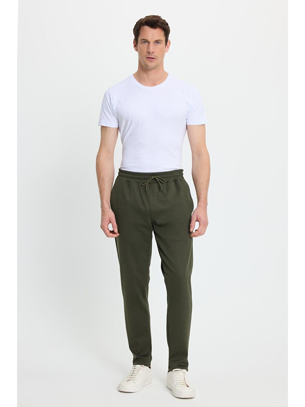 Yeşil Erkek Regular Fit Klasik Kesim Beli Lastikli Bağcıklı Koyu Haki Jogger Pantolon-1