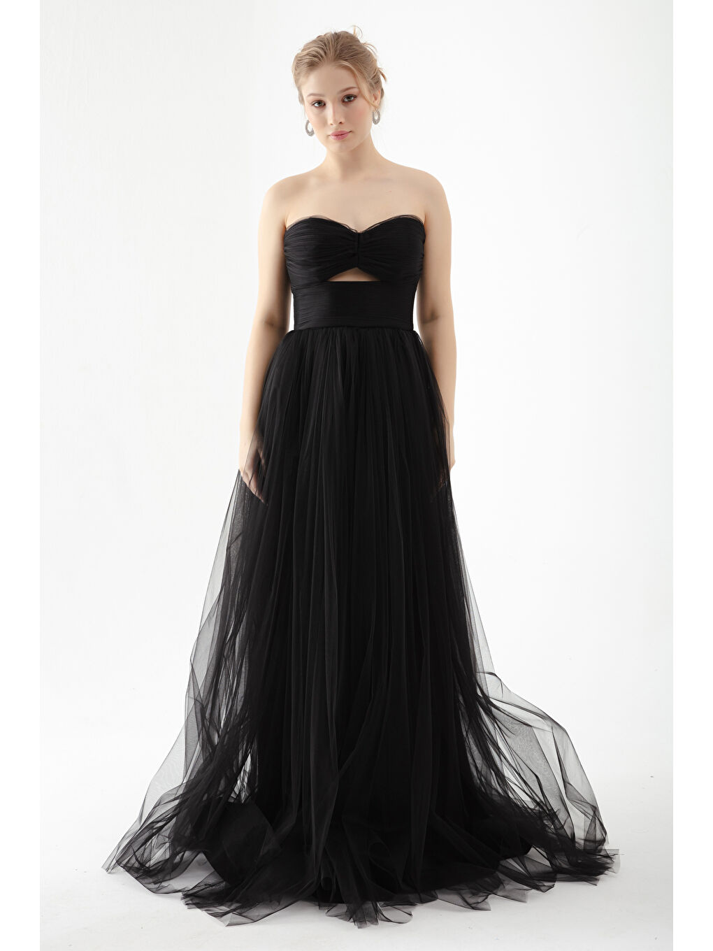 Kadın Siyah Straplez Tül Abiye Elbise-1