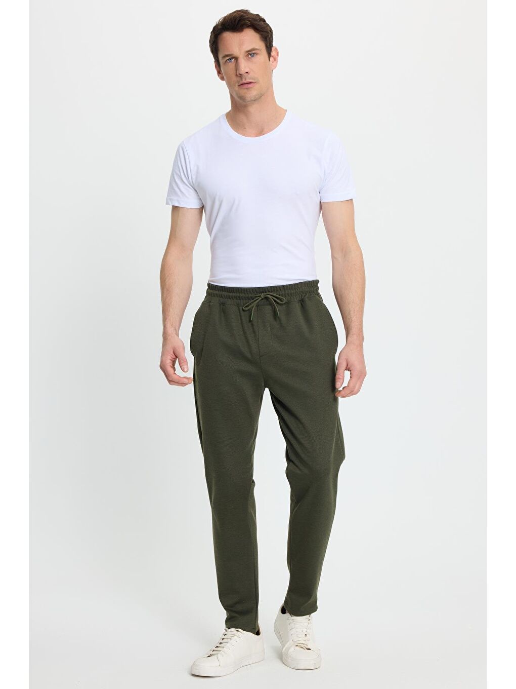 Yeşil Erkek Regular Fit Klasik Kesim Beli Lastikli Bağcıklı Koyu Haki Jogger Pantolon-4