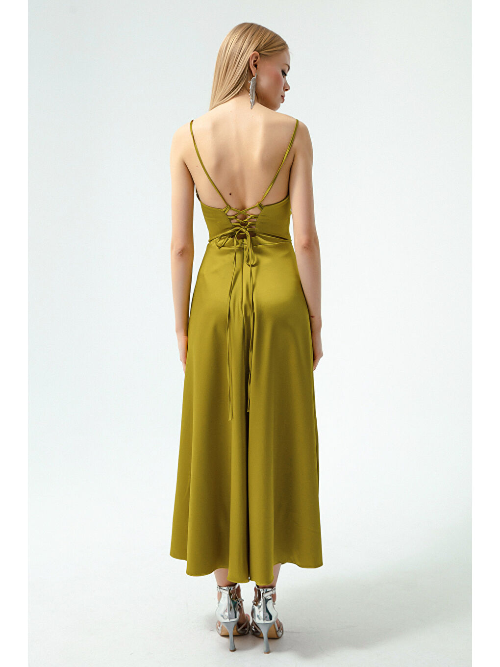 Kadın Yağ Yeşili Volanlı Yırtmaçlı Saten Midi Boy Abiye & Mezuniyet Elbisesi-4