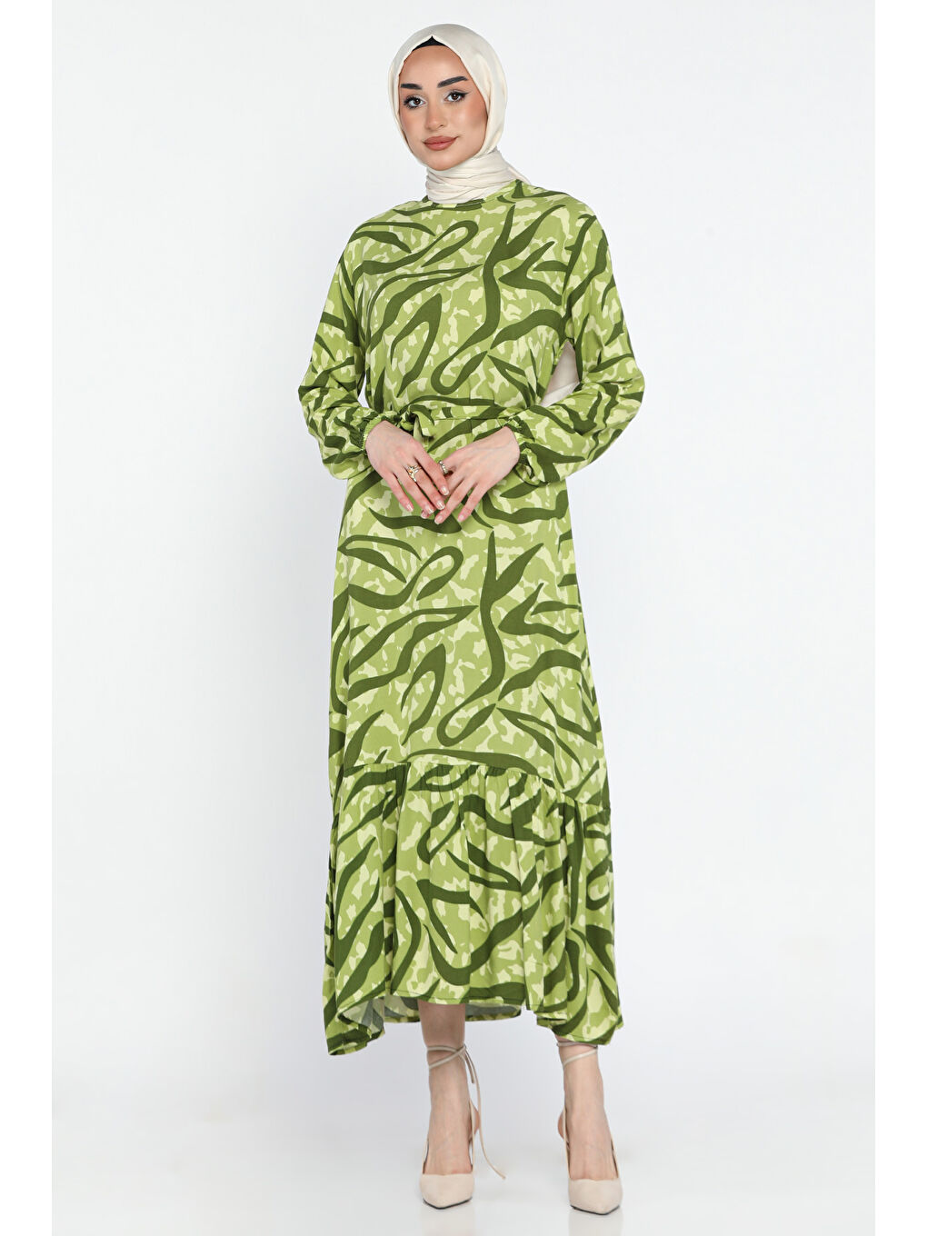 Yeşil Bel Kuşaklı Desenli Viskon Tesettür Elbise