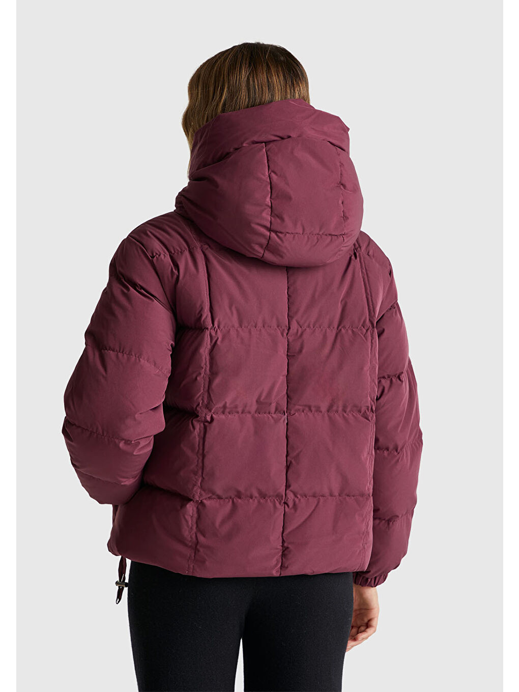 Kadın Mürdüm Kuş Tüyü Kapüşonlu Fermuarlı Kolu Lastikli Şişme Mont-2