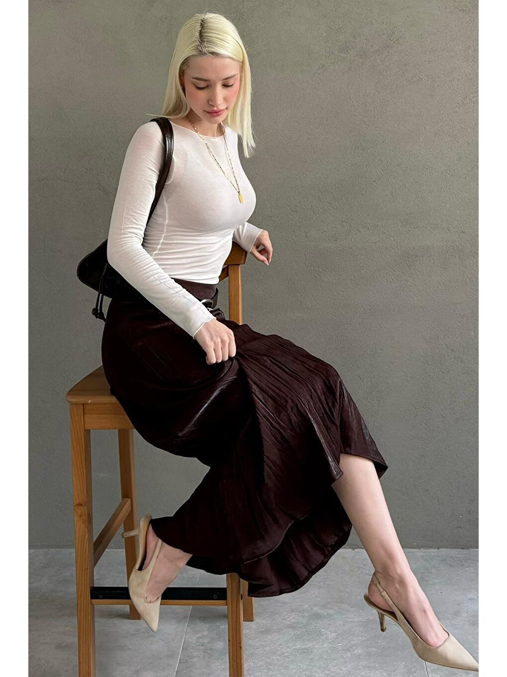 Kahverengi Kırışık Desen Kemerli Cepli Uzun Etek Mg2661-1