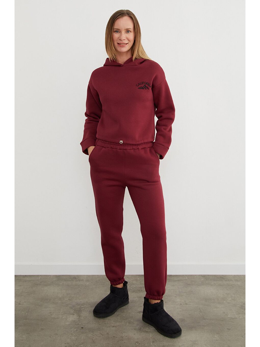 Bordo 3 İplik California Nakışlı Kapüşonlu Jogger Takım