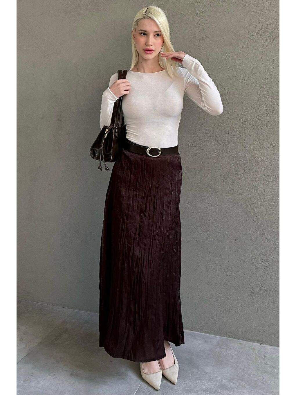 Kahverengi Kırışık Desen Kemerli Cepli Uzun Etek Mg2661-4