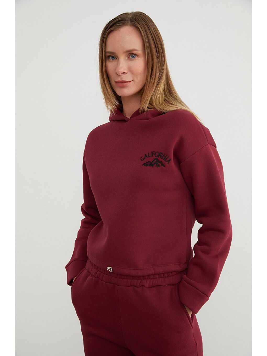 Bordo 3 İplik California Nakışlı Kapüşonlu Jogger Takım-1