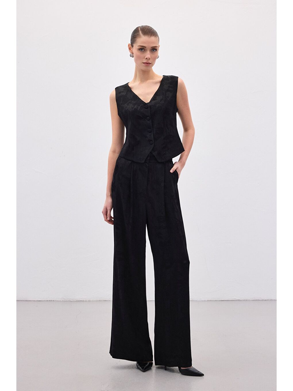 Jakarlı Bol Pantolon - Siyah-3