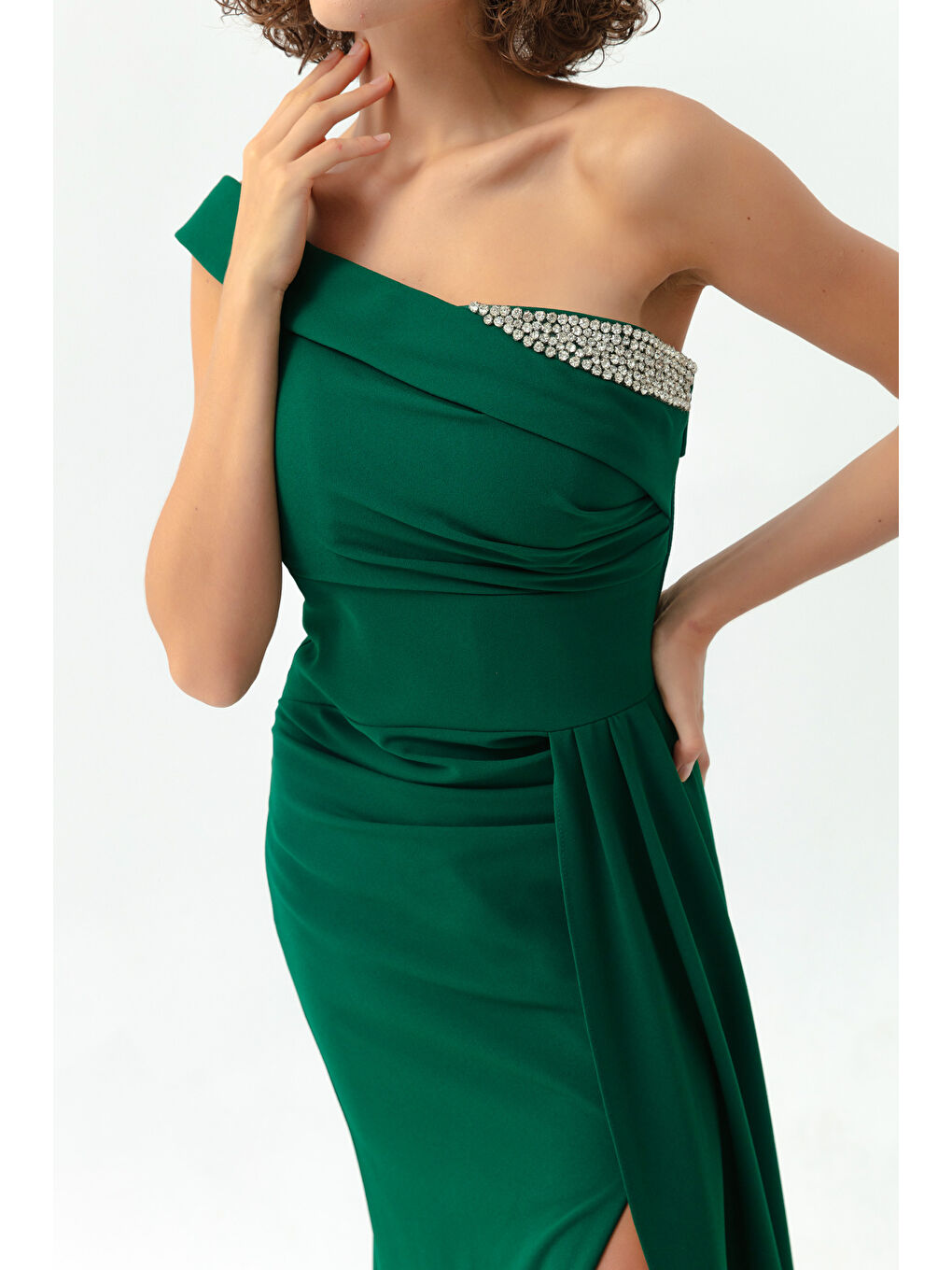 Kadın Zümrüt Yeşili Tek Omuzlu Taşlı Uzun Abiye Elbise-2